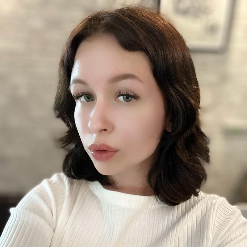 Алина Заманова