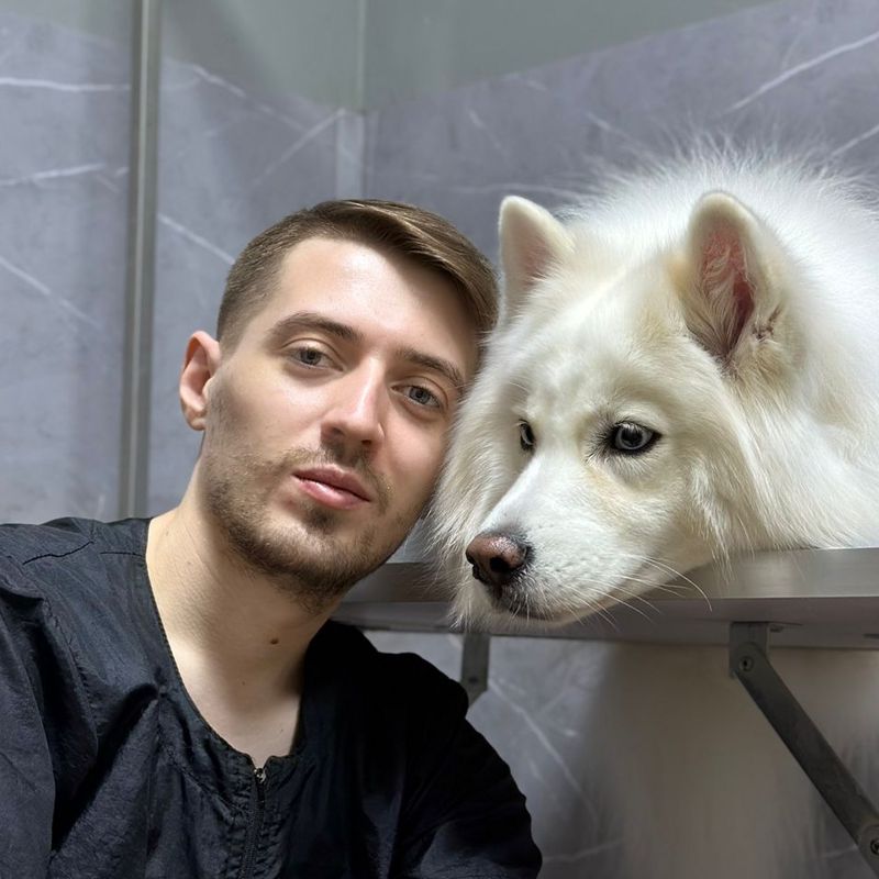 Максим