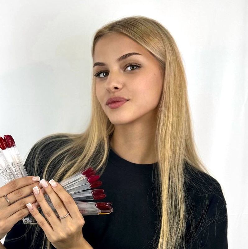 Анна