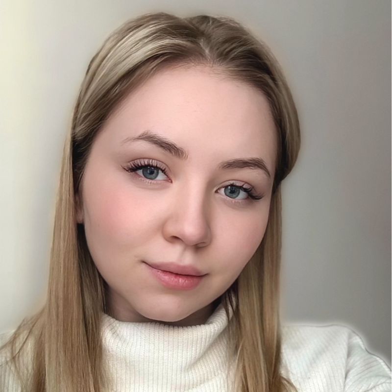 Ресничка Дарья