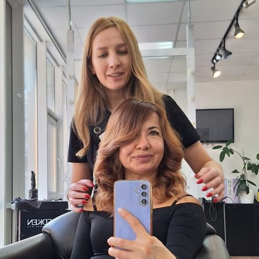 Веселкова Анна