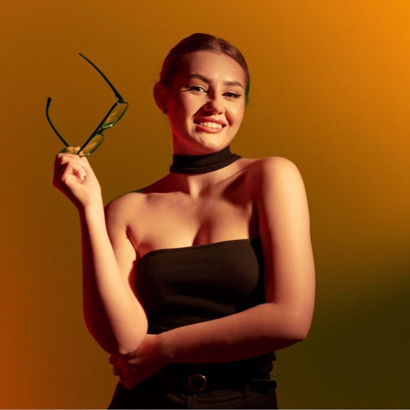 Полина Ежова