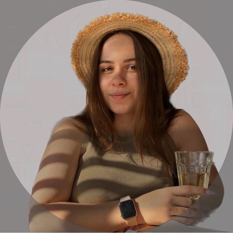 Кустова Валерия