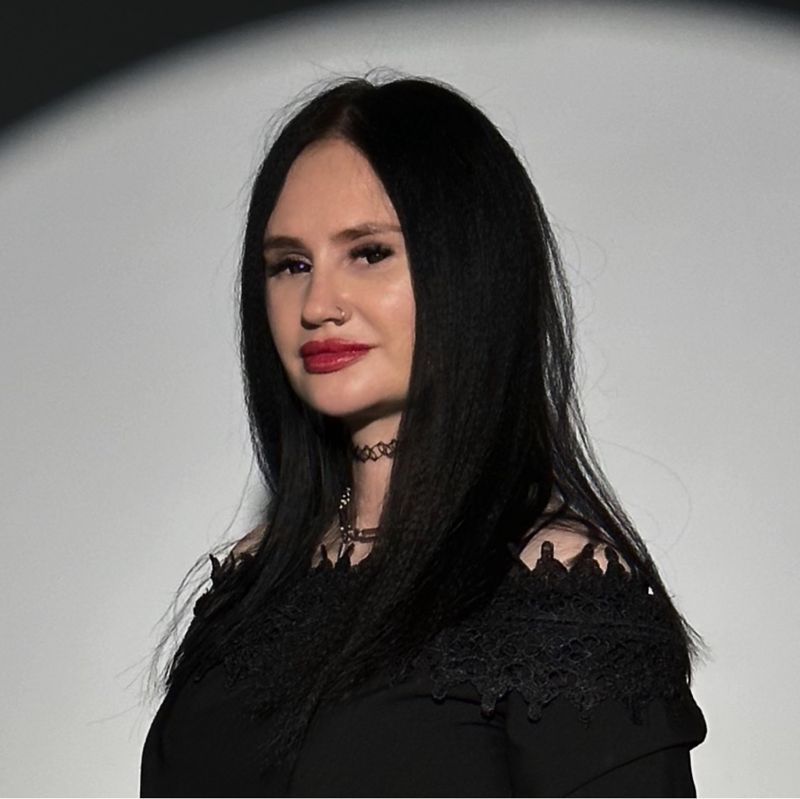 Струнина Полина
