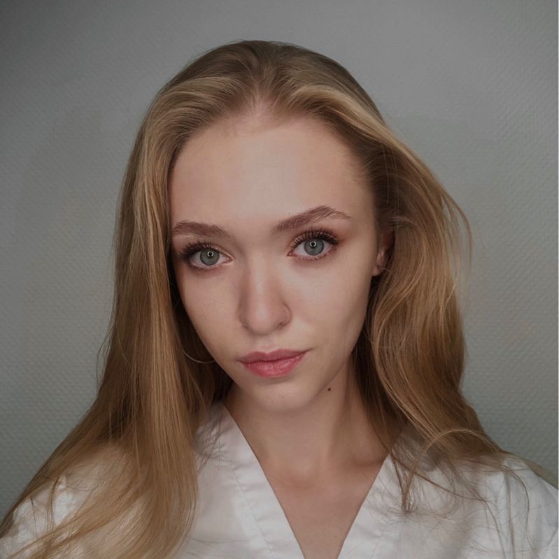 Полина