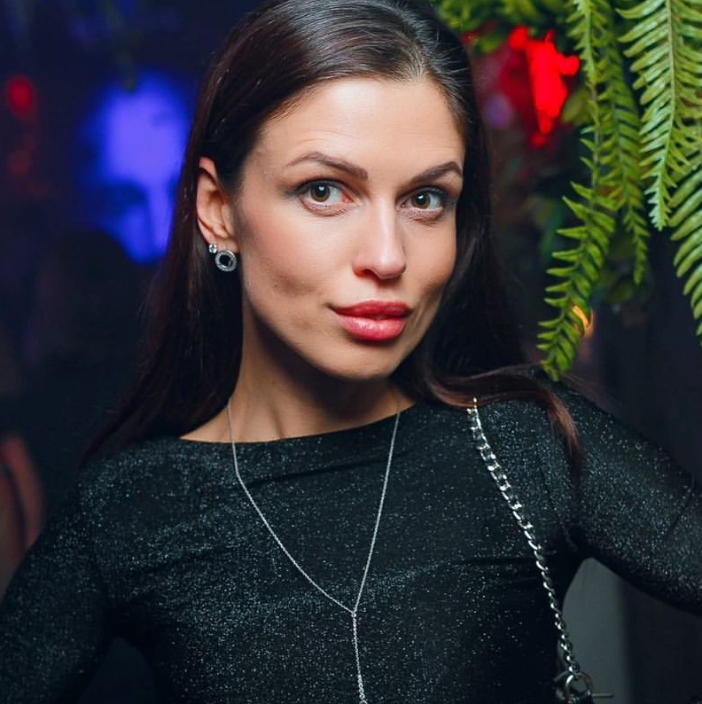 Алёна