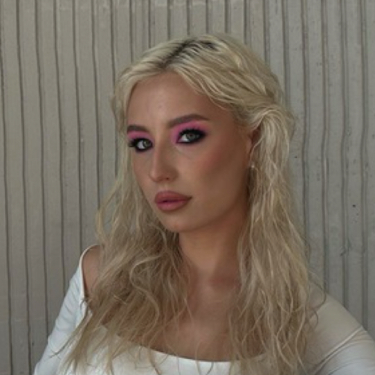 Козлова Арина