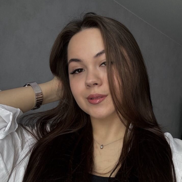 Алина