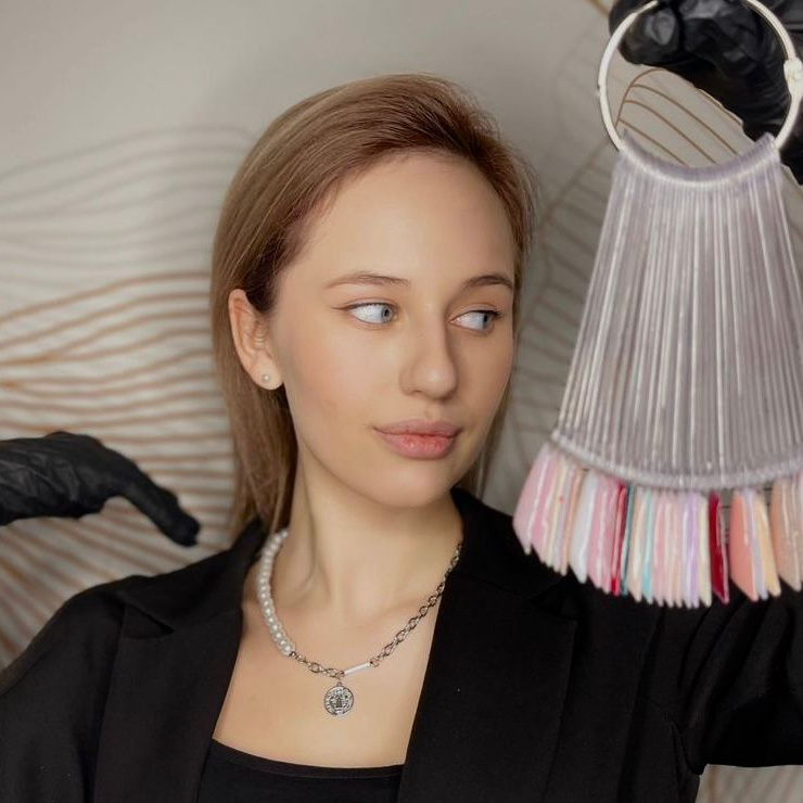 Яна