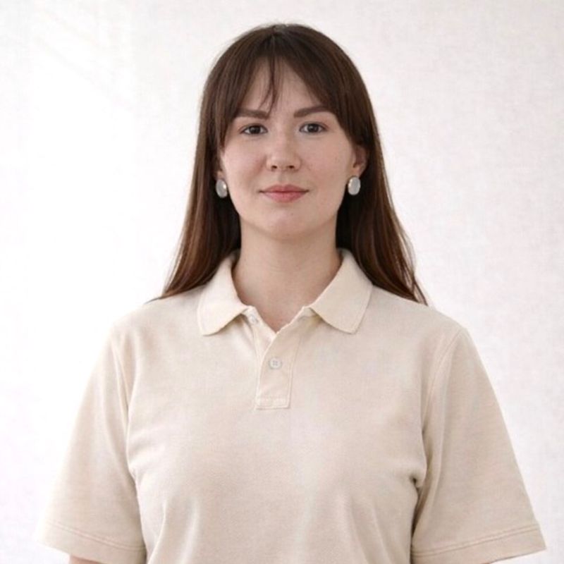 Полина