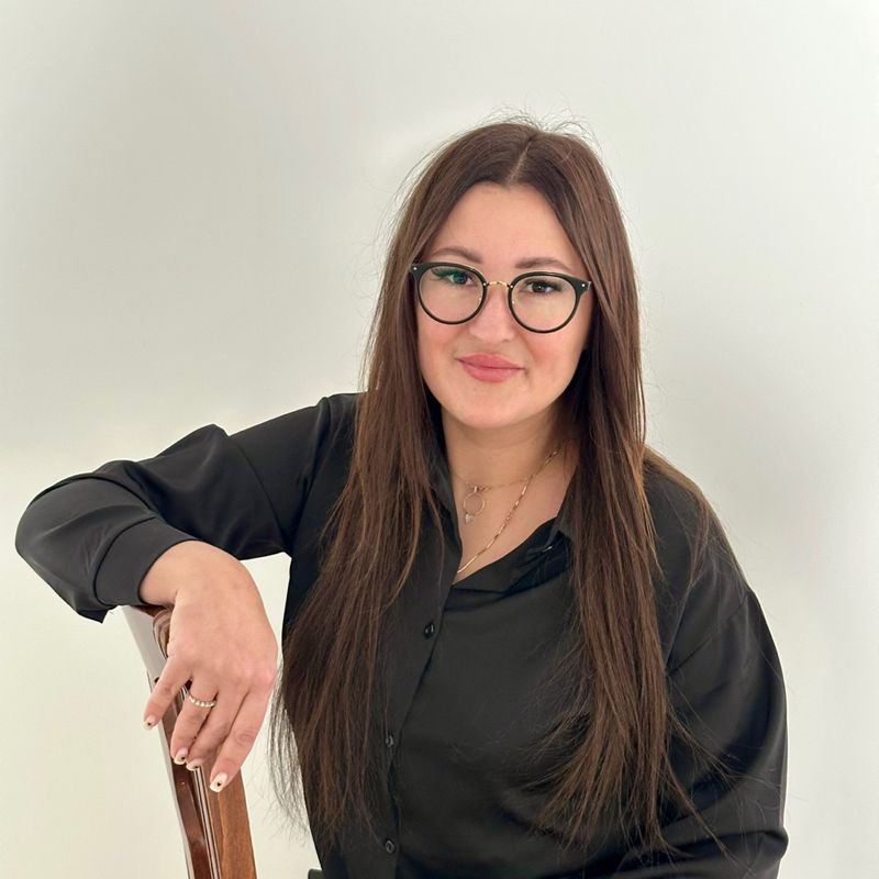 Юля Лисина