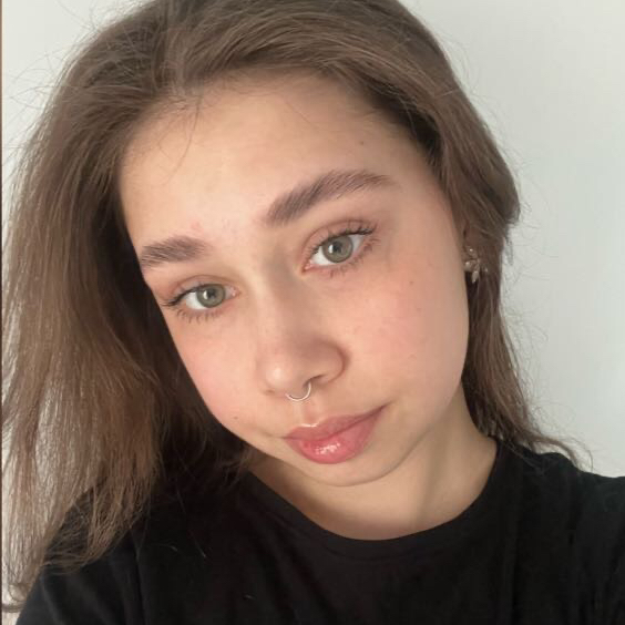 Полина