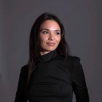 Мила