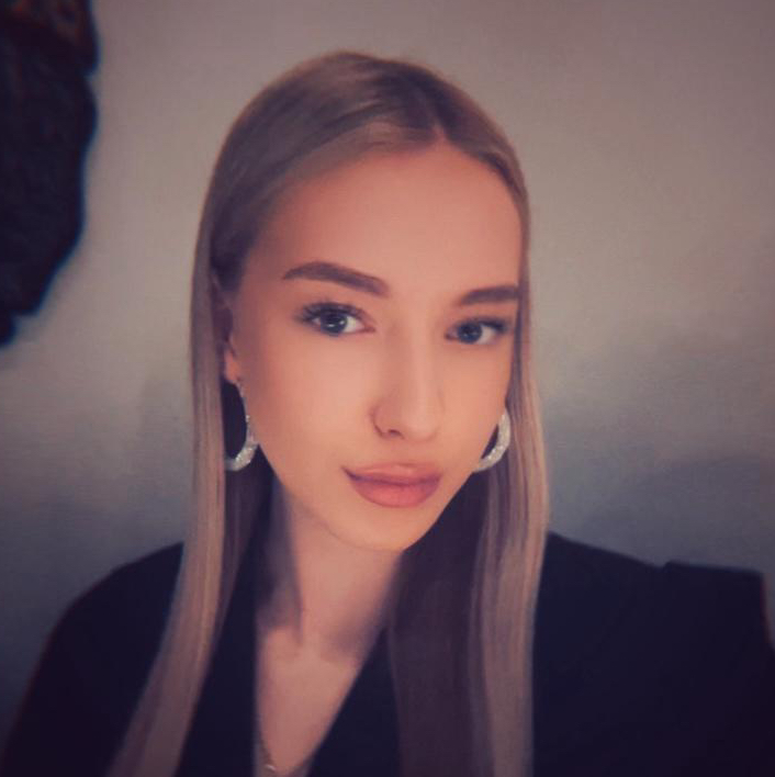 Администратор Елена