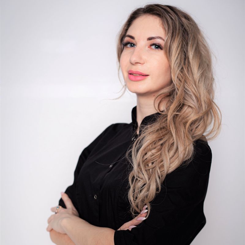 Усванова Елена