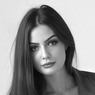 Полина