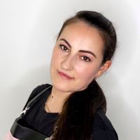 Патя Саламова
