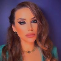 Полина