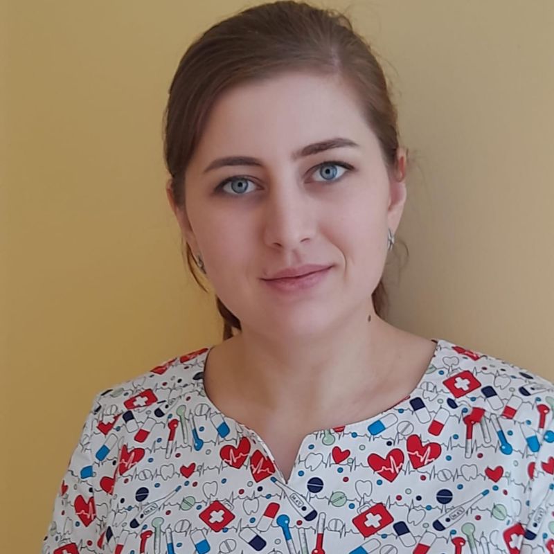 Николаева Елена