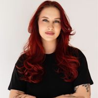 Аня