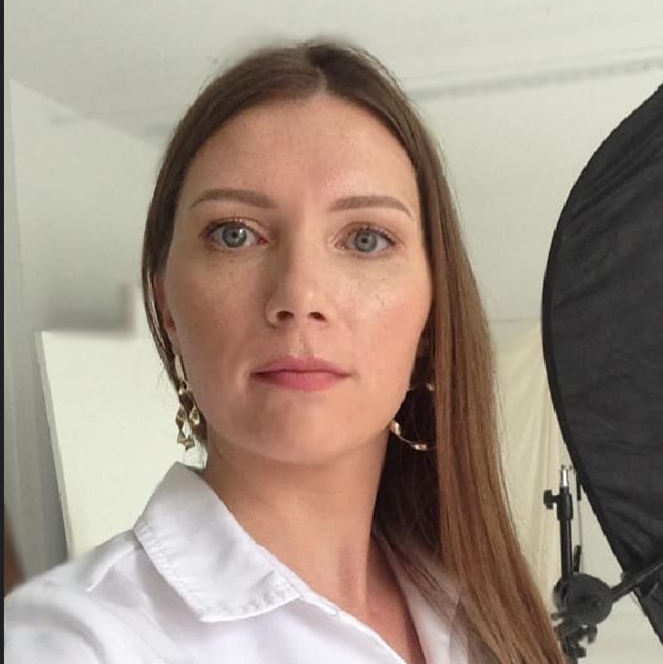 Калашникова Елена