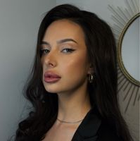 Полина