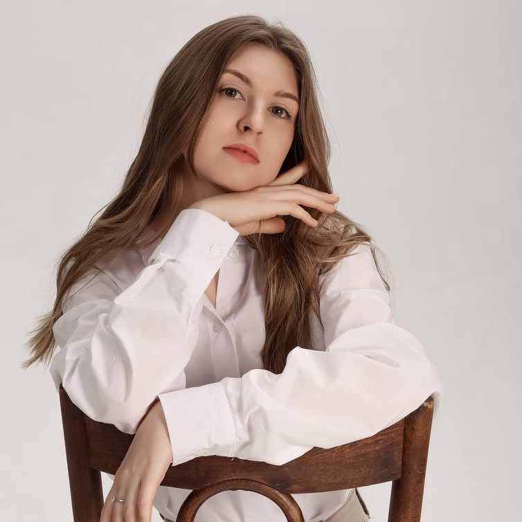 Алина