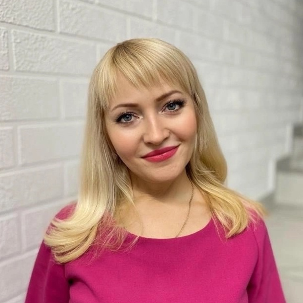 Худакова Елена