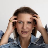Полина