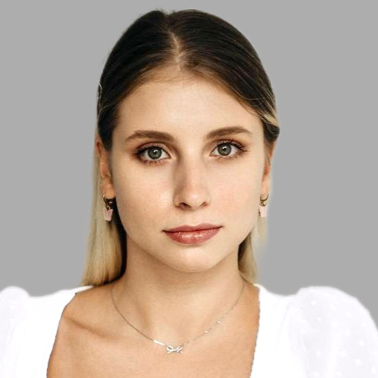 Попова Виктория