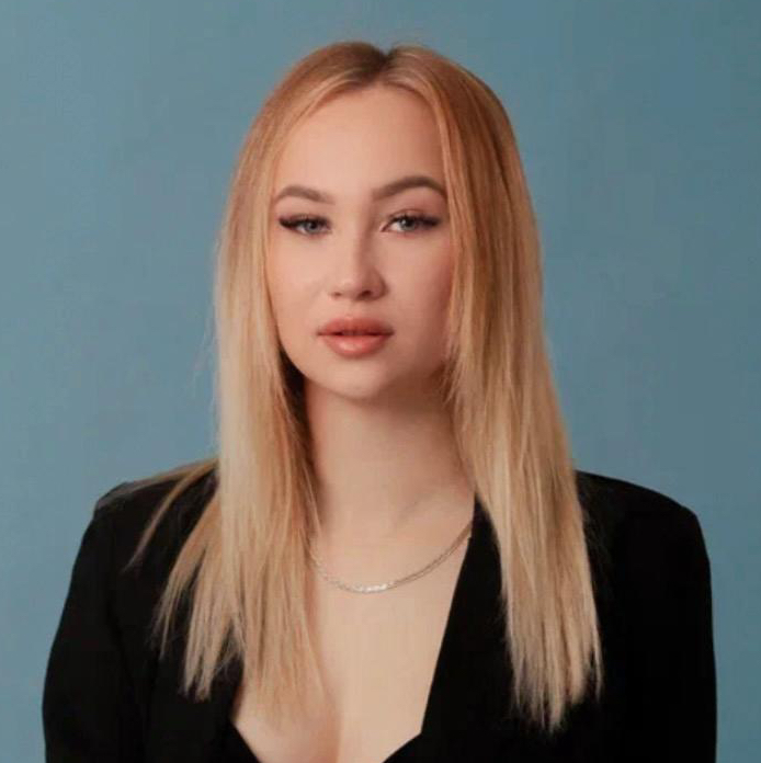 Яковлева Арина