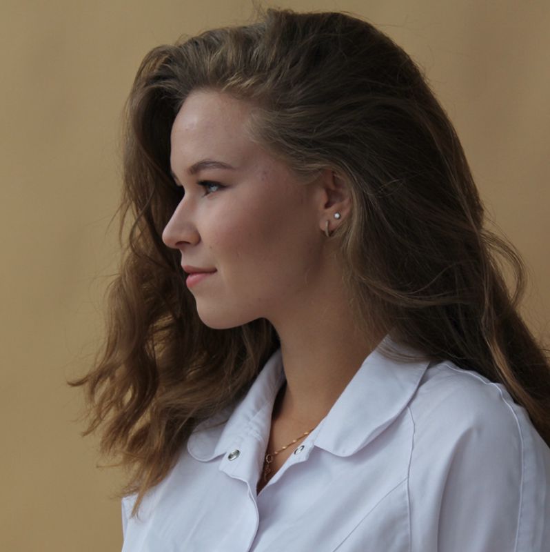 Полина