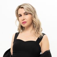 Алёна Перескокова