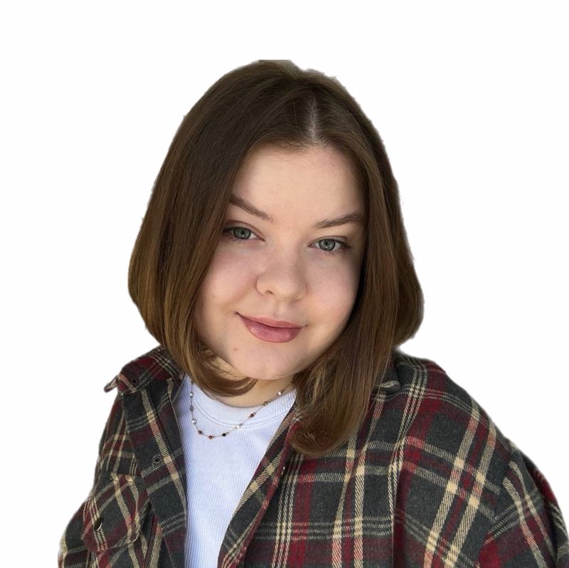 Алина - ведущий мастер