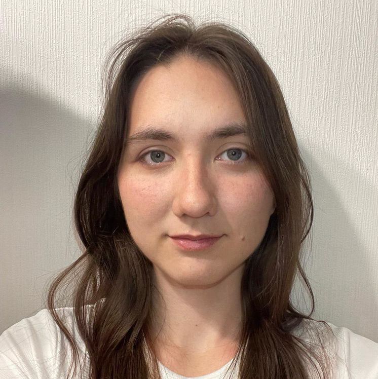 Полина