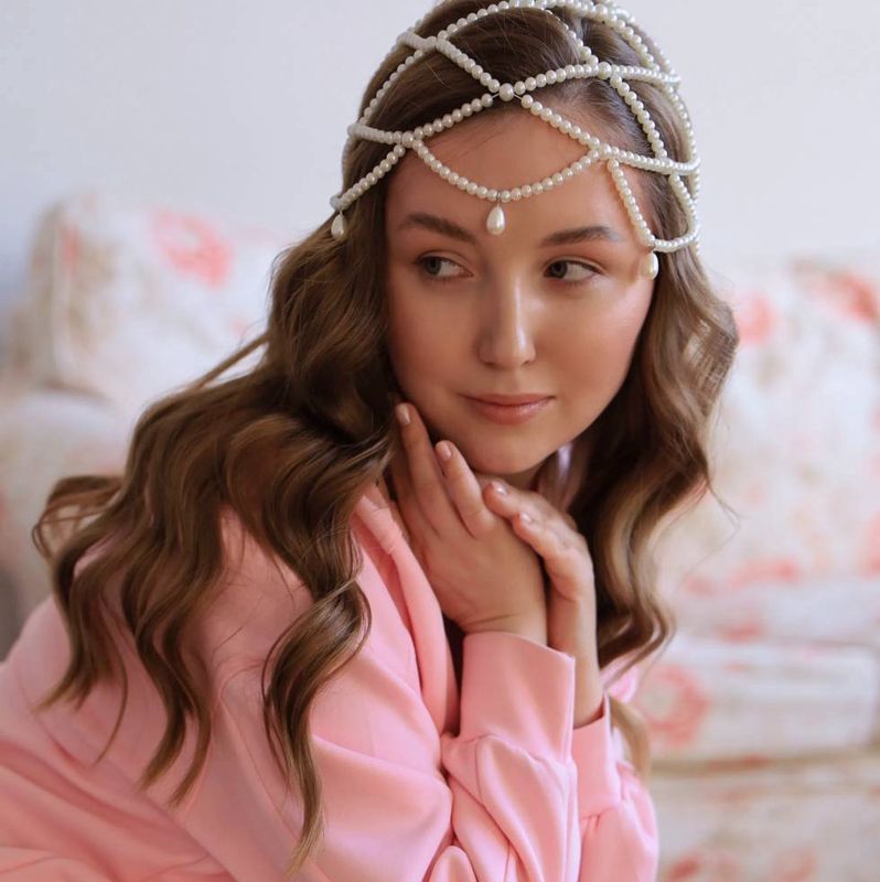 Полина