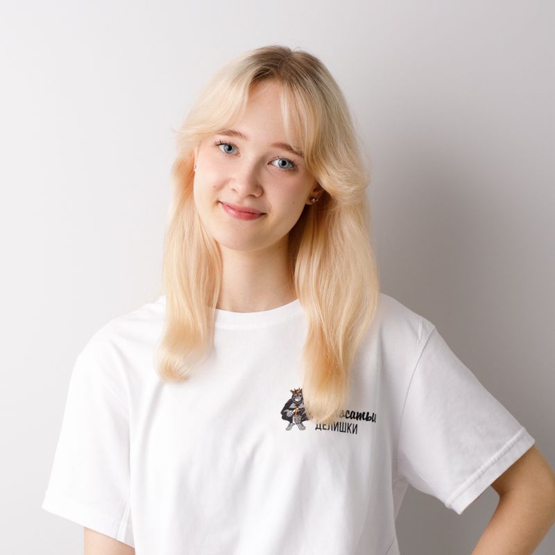 Дарья (маникюр)