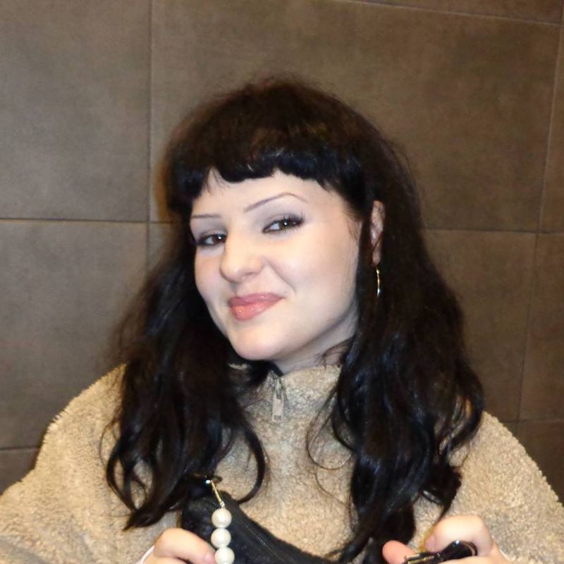 Литвинова Анна