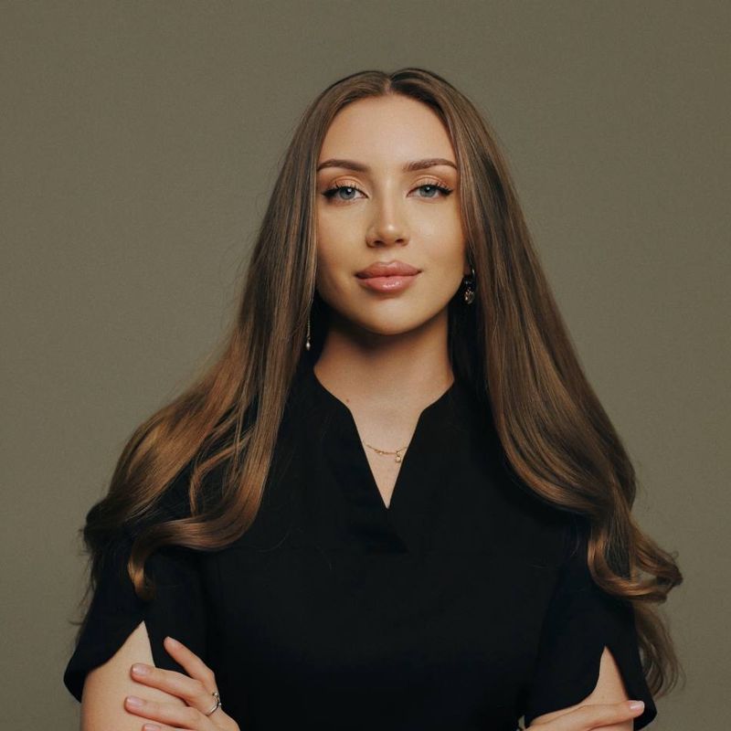 Николь