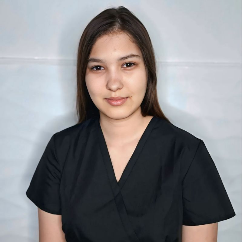 Полина