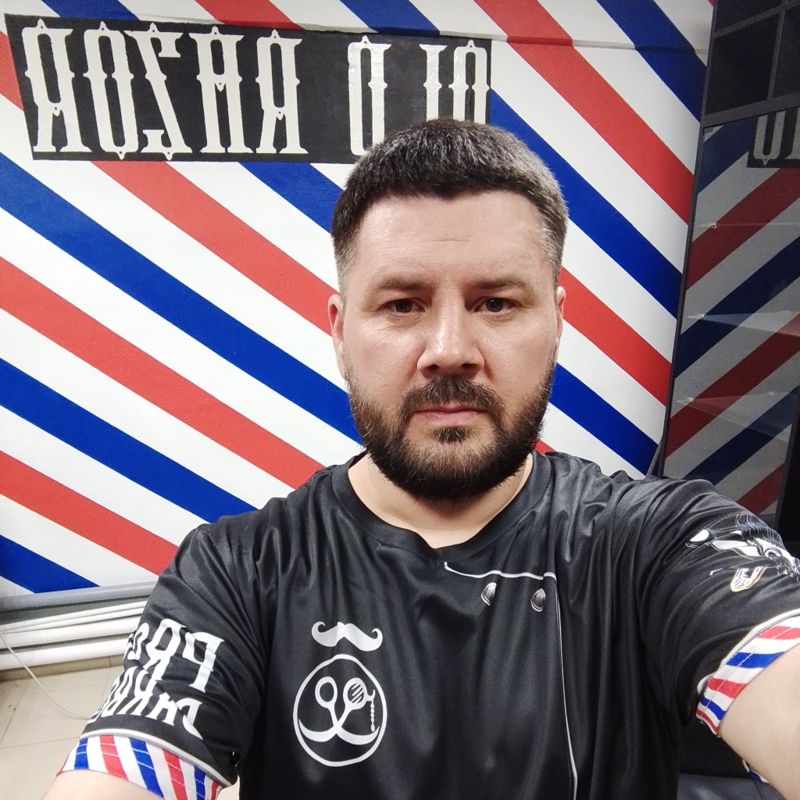 Вакарин Николай