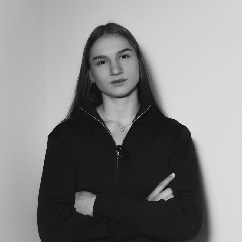 Мила