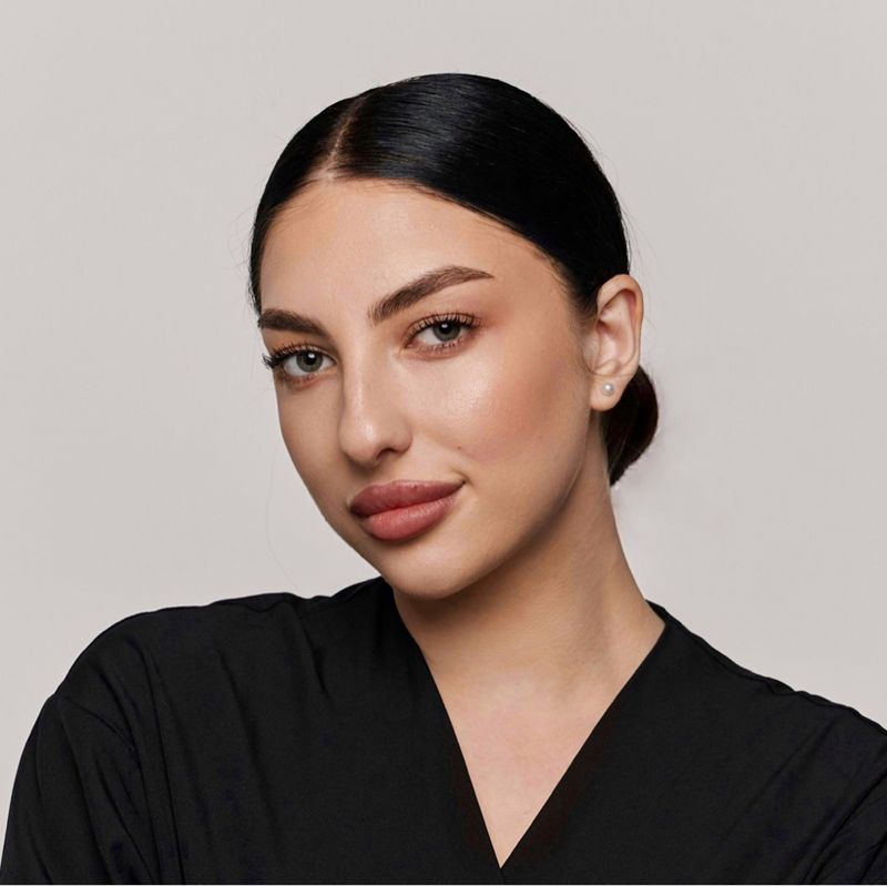 Алина