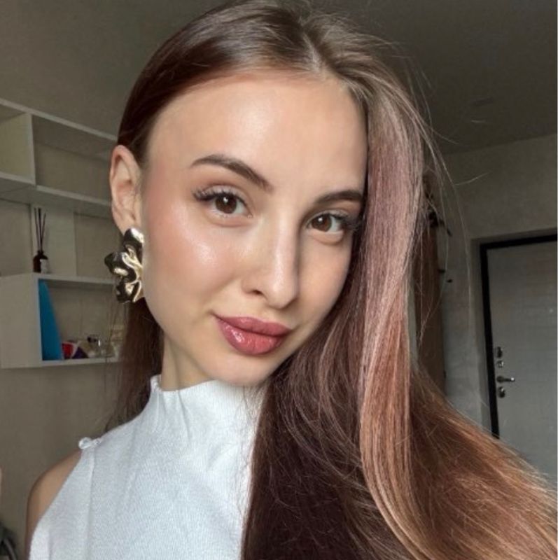 Яна