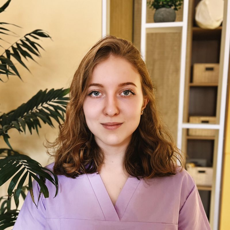 Полина