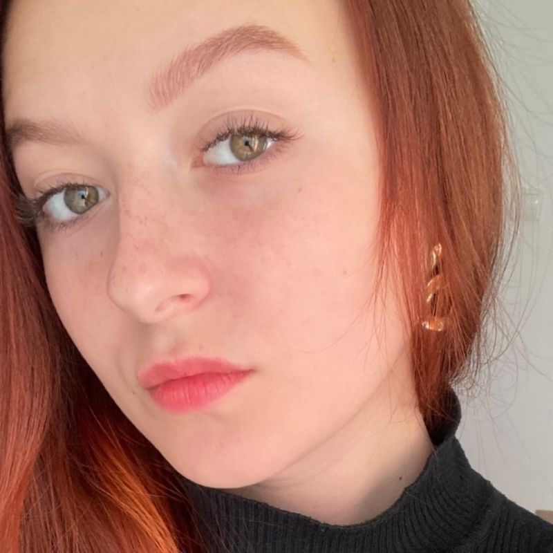 Полина