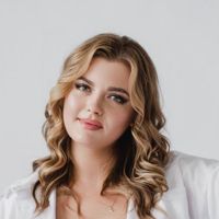 Новикова Карина