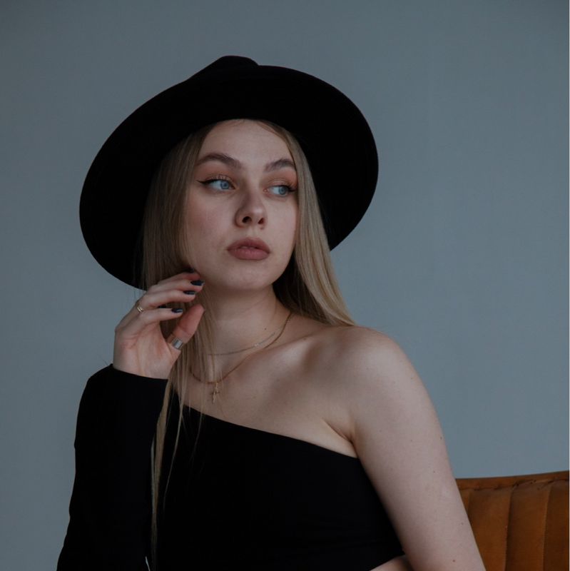 Kogotochkina Olya