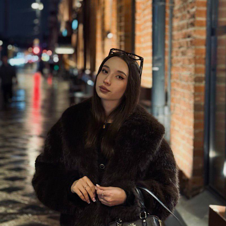 Алина