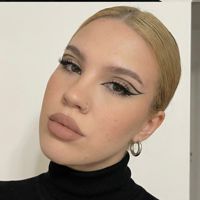 Алина